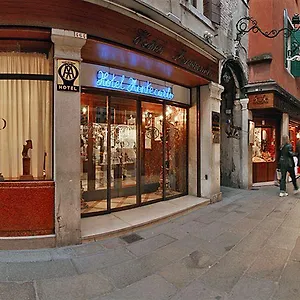 montecarlo-venice.hotelinveneto.com/