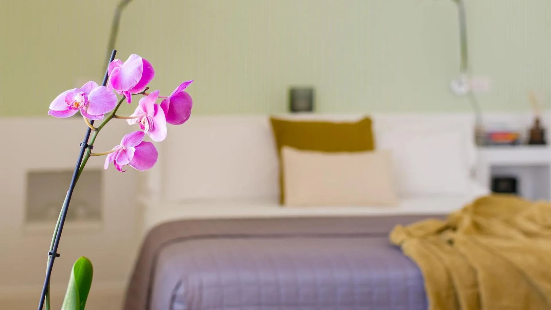 ****  Santa Chiara Boutique Hotel Naples Italy